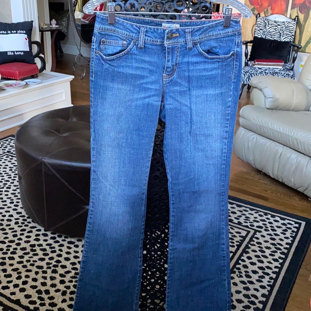 SO Wear It Declare It jeans stitching on back pockets Sz 5Average